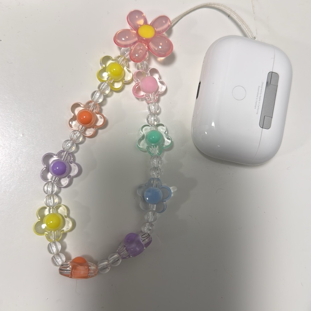 KEY/ AirPods/ iPhone chain bracelet/ accessories